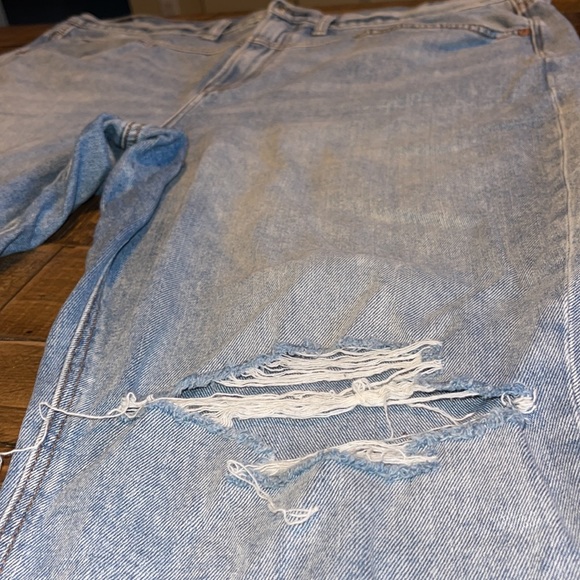 AE Mom Jeans - Picture 2 of 10